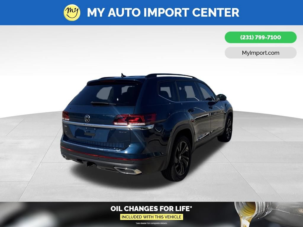 Used 2023 Volkswagen Atlas SE w/ Black Wheel Package AWD/4WD image 7