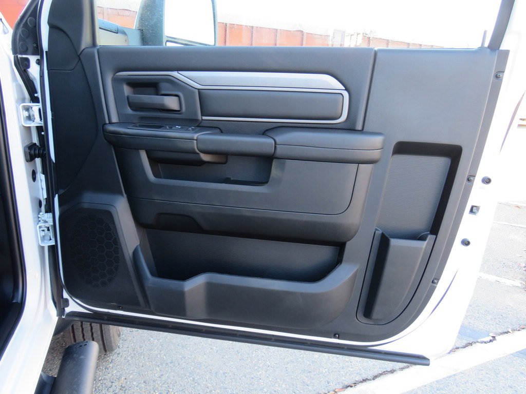 New 2023 RAM 4500 Tradesman RWD image 22