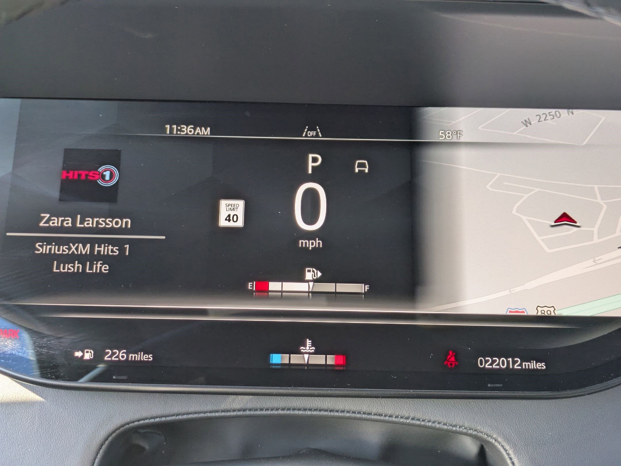 Certified 2024 Land Rover Range Rover SE image 18