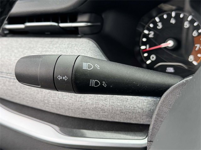 Used 2024 Jeep Compass Latitude image 9