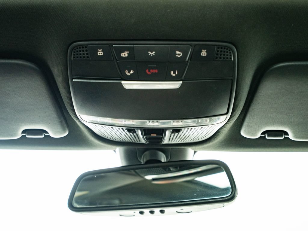 Used 2018 Mercedes-Benz C 300 4MATIC Sedan image 41