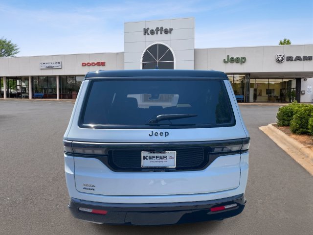 New 2026 Jeep Grand Wagoneer L Summit w/ Premium Group III AWD/4WD image 5