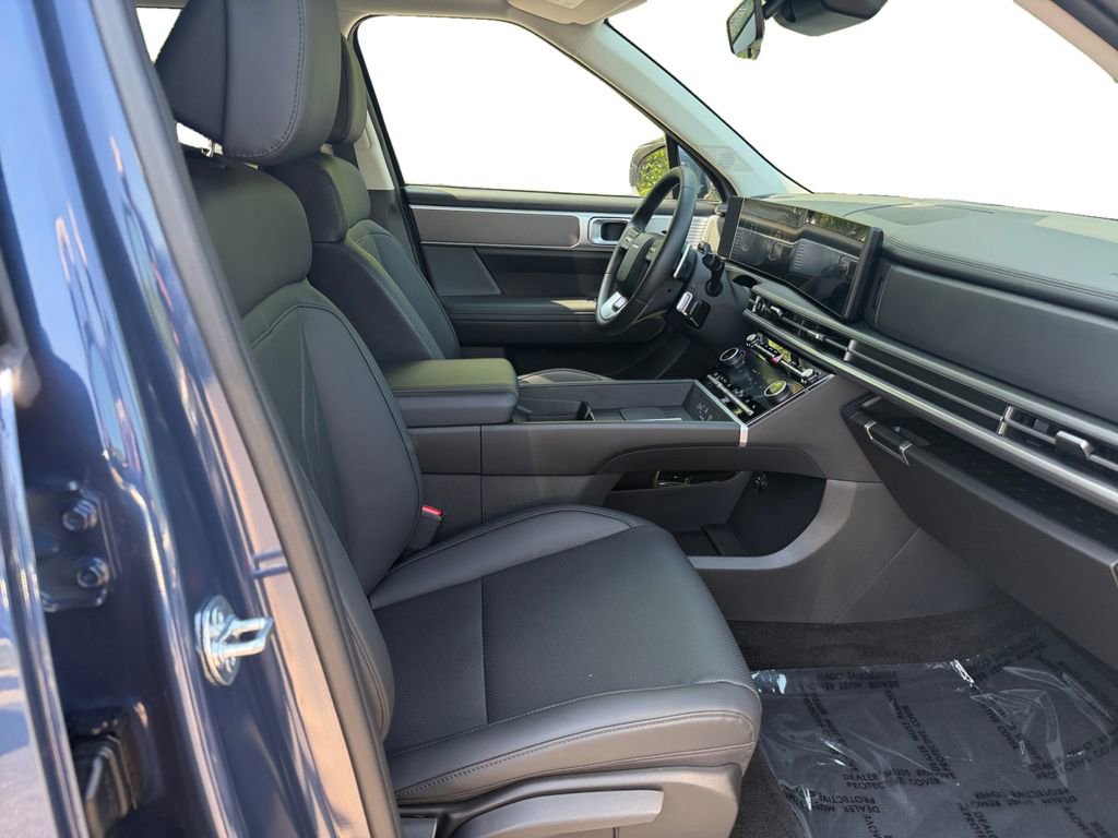 Used 2026 Hyundai Santa Fe SEL AWD/4WD image 15