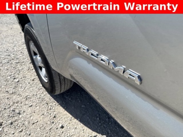 Used 2023 Toyota Tacoma SR image 4