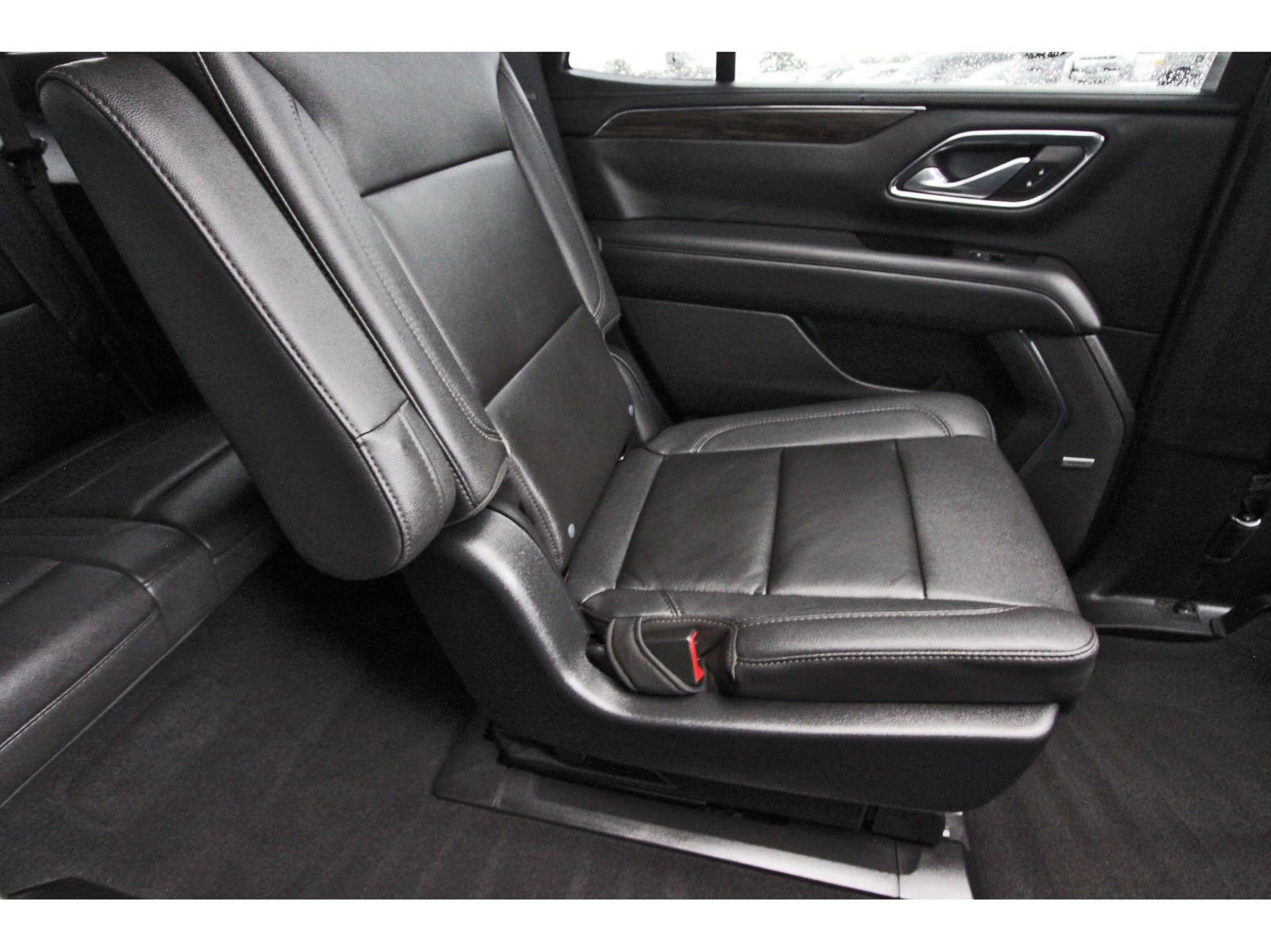 Used 2023 Chevrolet Tahoe Z71 w/ Z71 Off-Road Package image 15