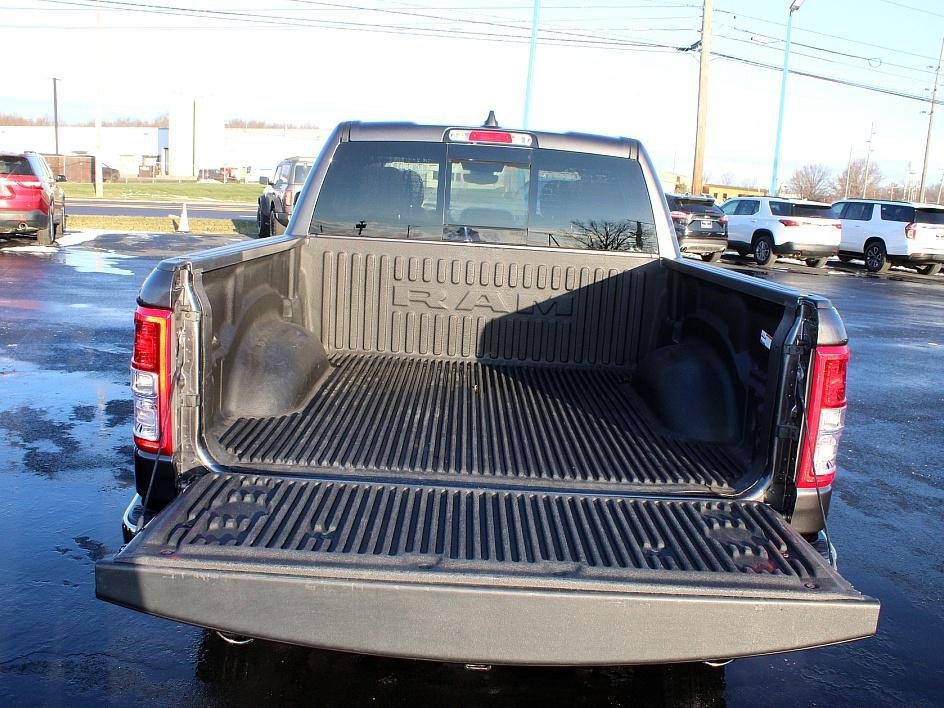 Used 2022 RAM 1500 Big Horn image 7