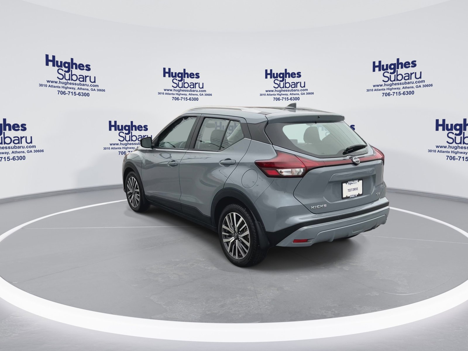 Used 2023 Nissan Kicks SV image 8