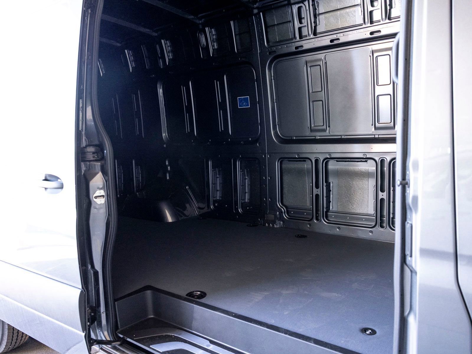 New 2025 Mercedes-Benz Sprinter 4500 image 21