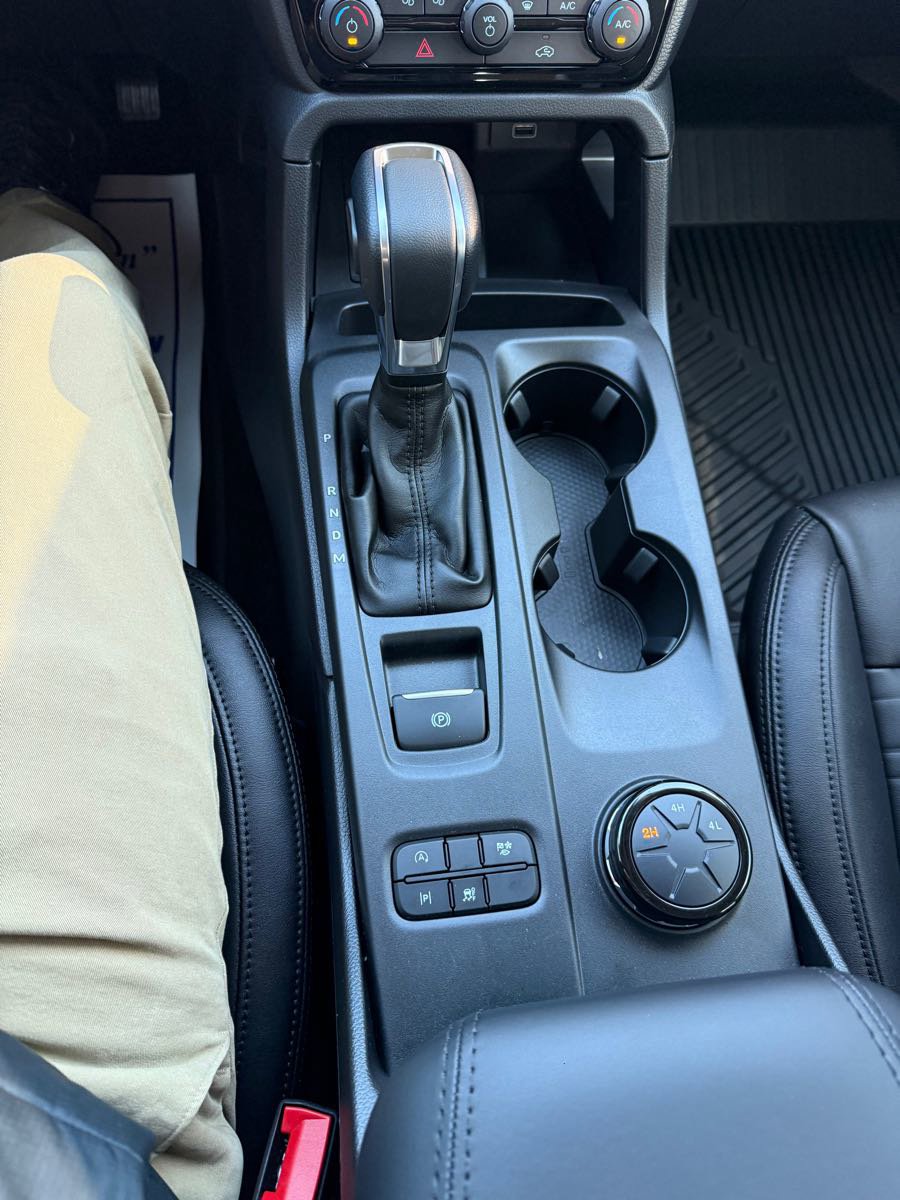 New 2025 Ford Ranger Lariat w/ Black Appearance Package image 24