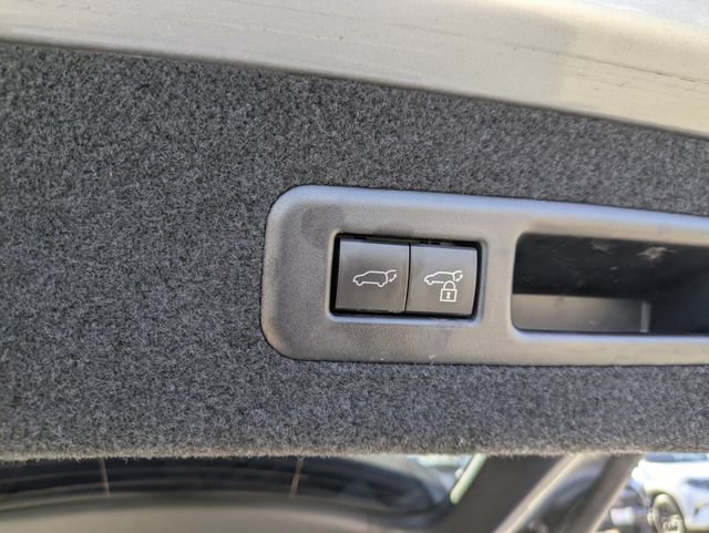 Used 2022 Lexus RX 350L Premium w/ Premium Package AWD/4WD image 33