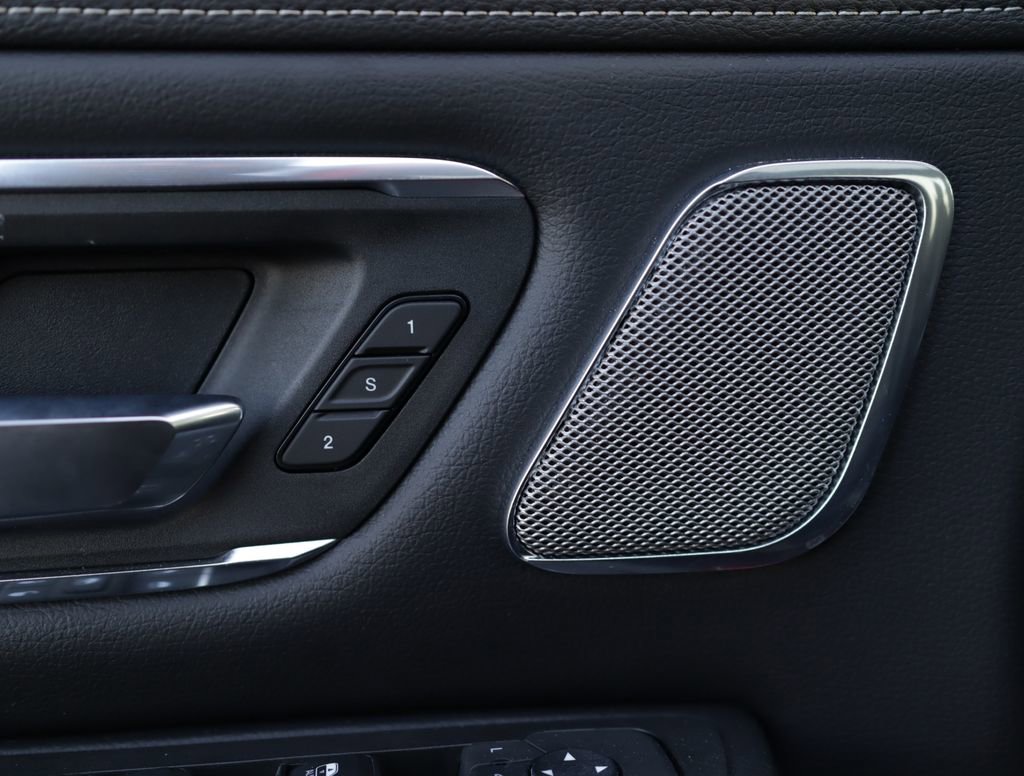 Used 2025 RAM 1500 Laramie w/ Night Edition image 28