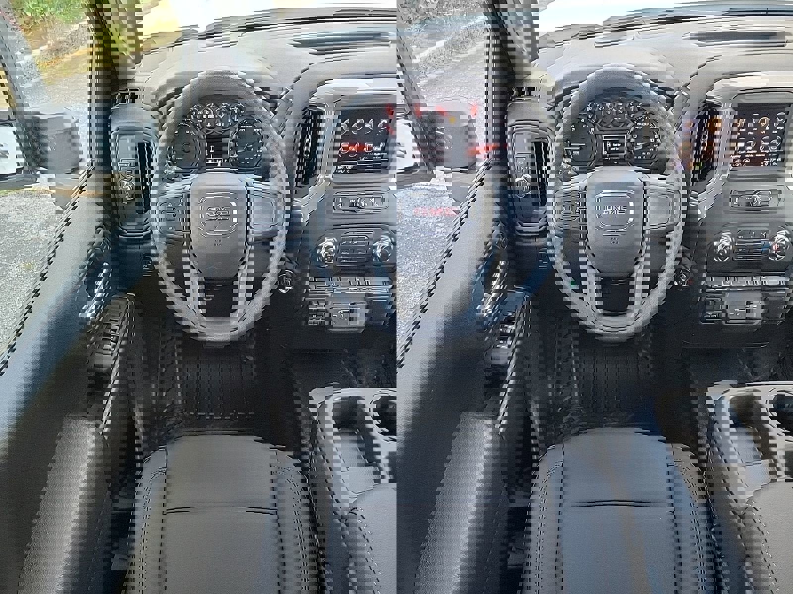 New 2026 GMC Sierra 2500 Pro image 13