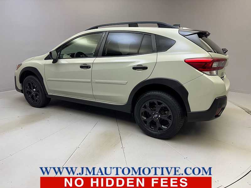 Used 2023 Subaru Crosstrek 2.0i Premium w/ Special Edition AWD/4WD image 3
