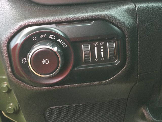 Used 2021 Jeep Wrangler Unlimited Sport image 13