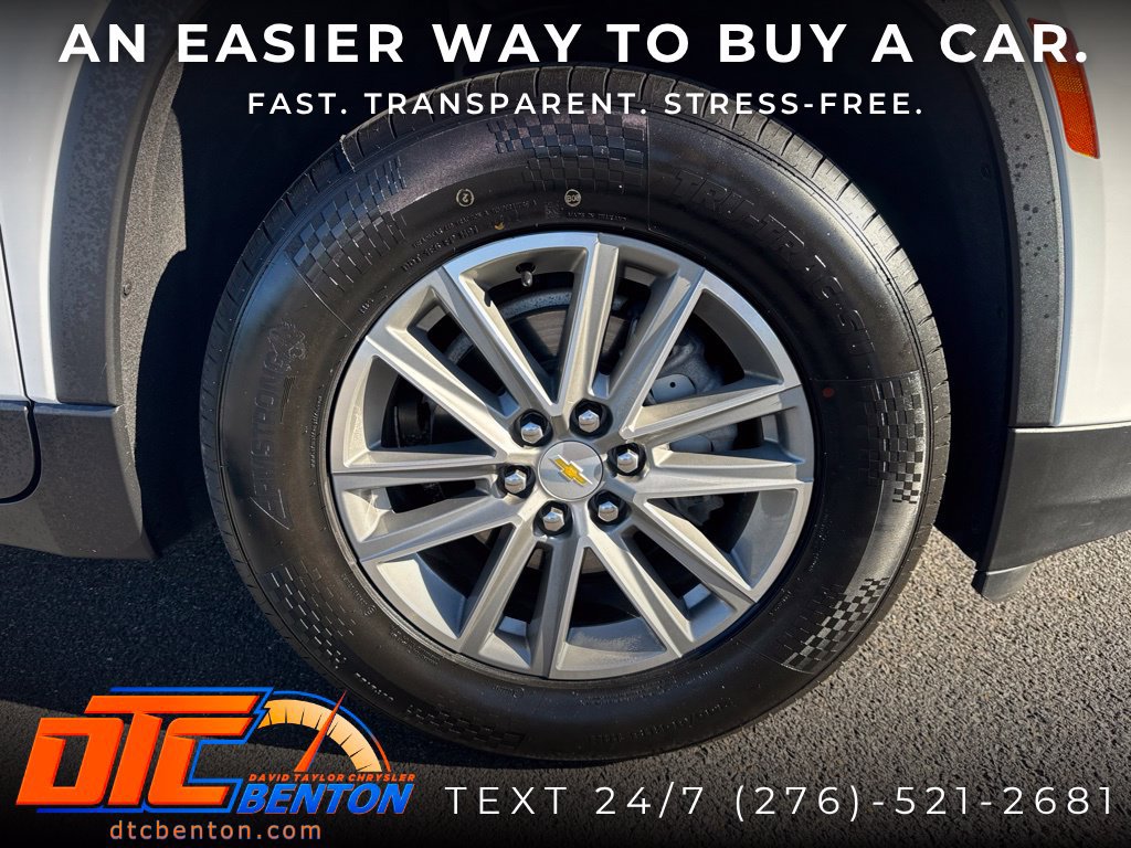Used 2023 Chevrolet Traverse LT FWD image 10