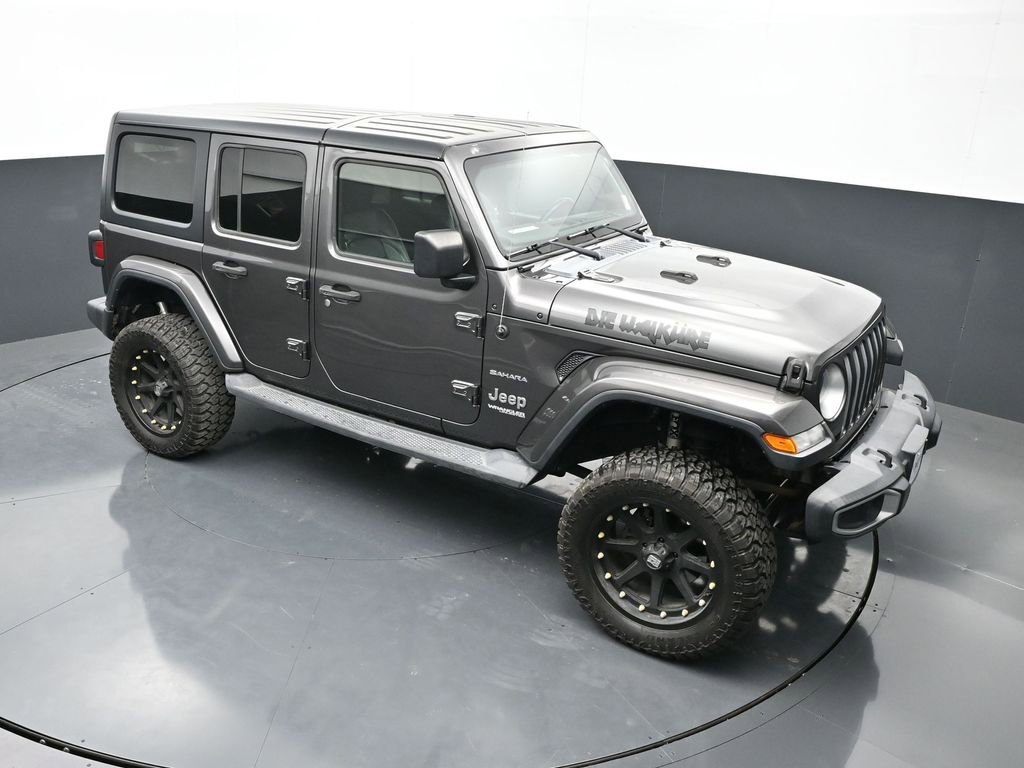 Used 2018 Jeep Wrangler Unlimited Sahara AWD/4WD image 41