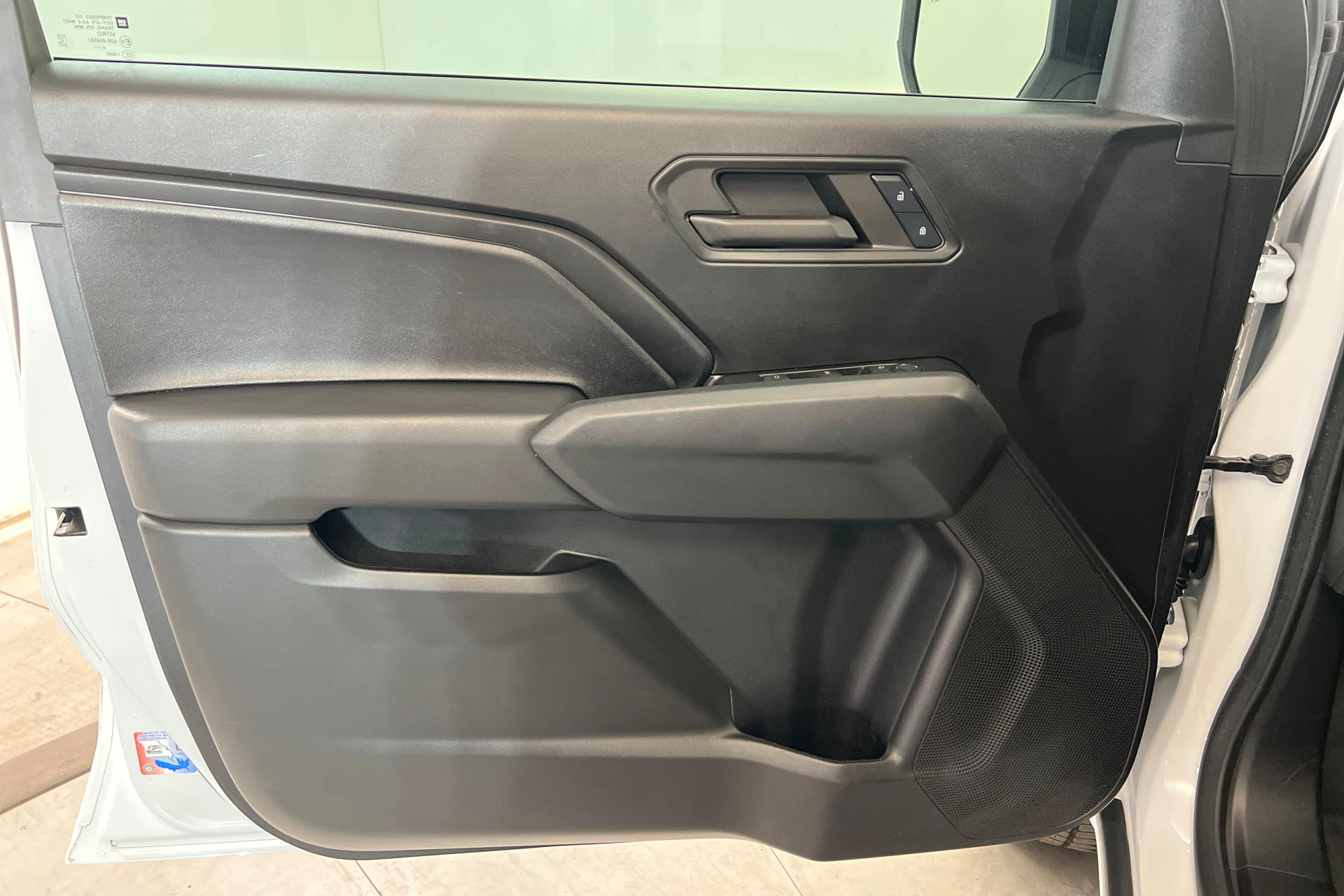Used 2024 Chevrolet Colorado Trail Boss w/ Advanced Trailering Package AWD/4WD image 16