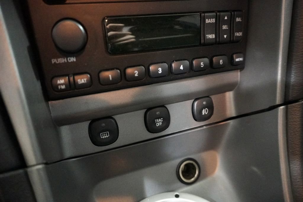 Used 2004 Ford Mustang Mach 1 image 15