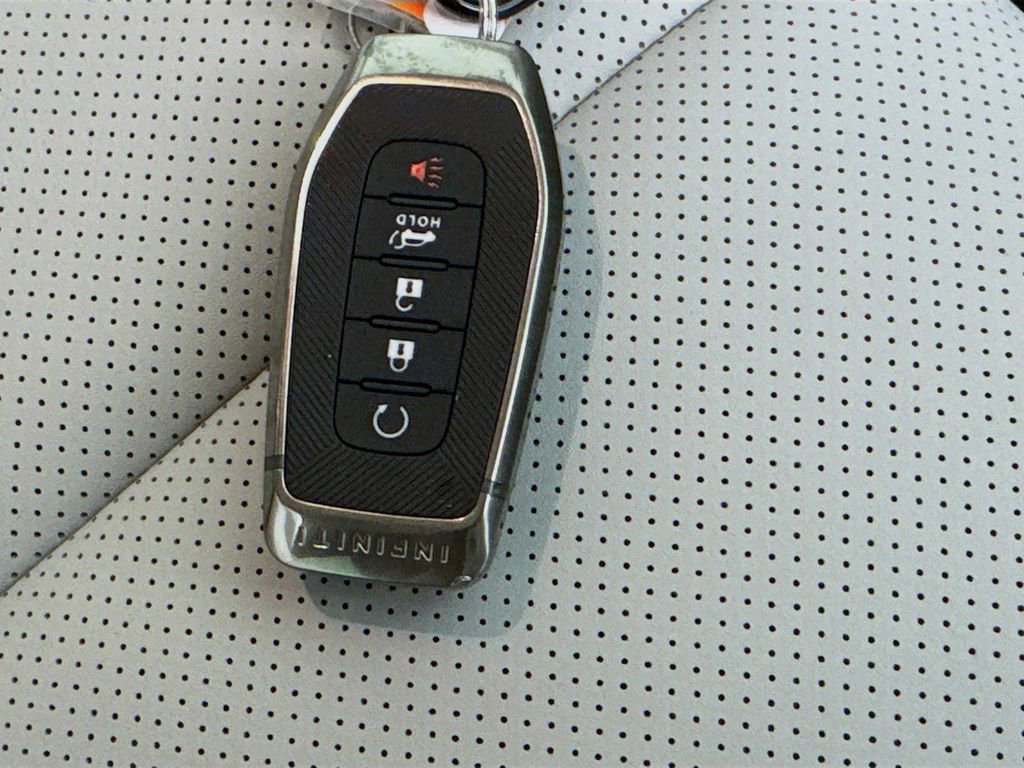 Used 2026 INFINITI QX60 Luxe w/ Cargo Package image 38