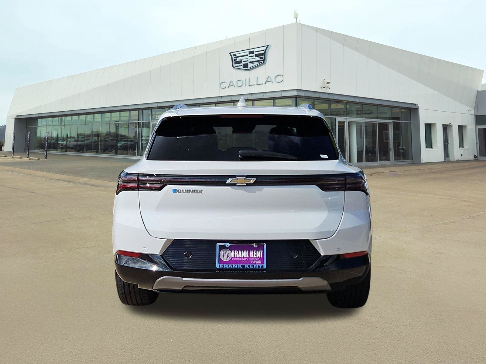 Used 2024 Chevrolet Equinox EV LT FWD image 5