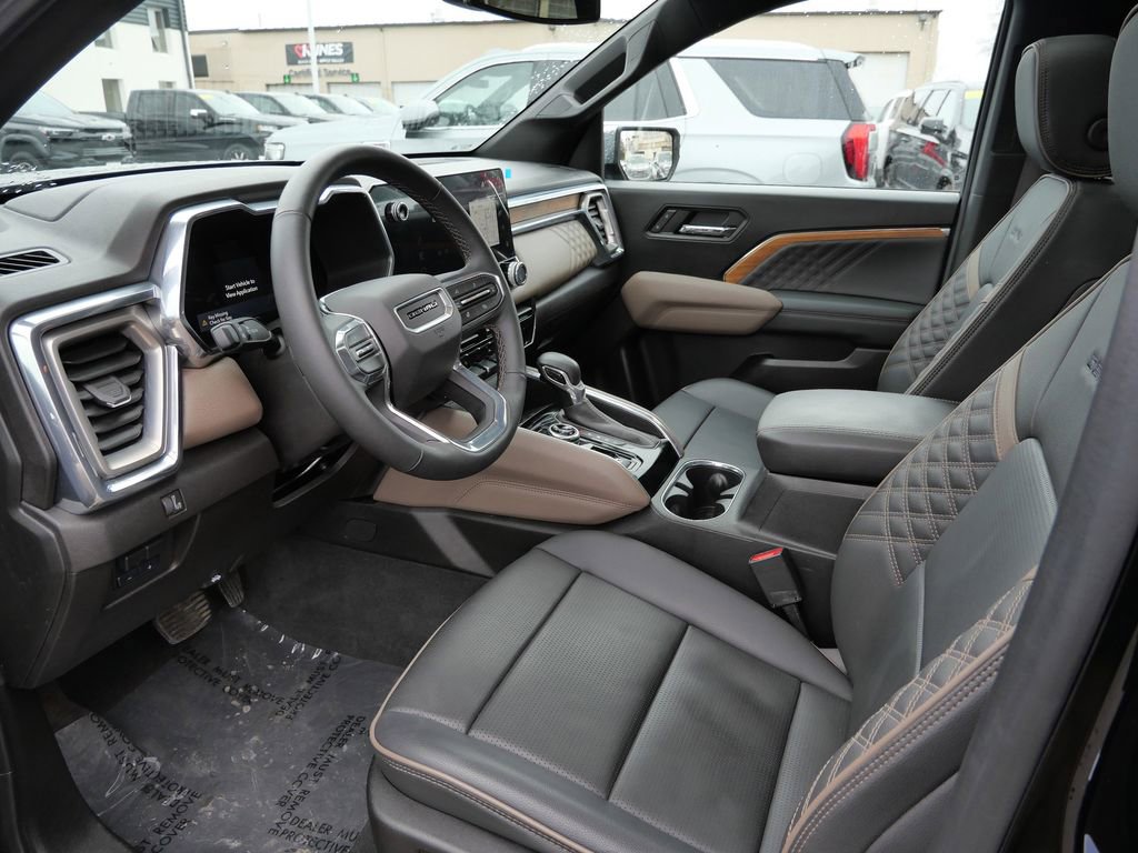 Used 2024 GMC Canyon Denali AWD/4WD image 27