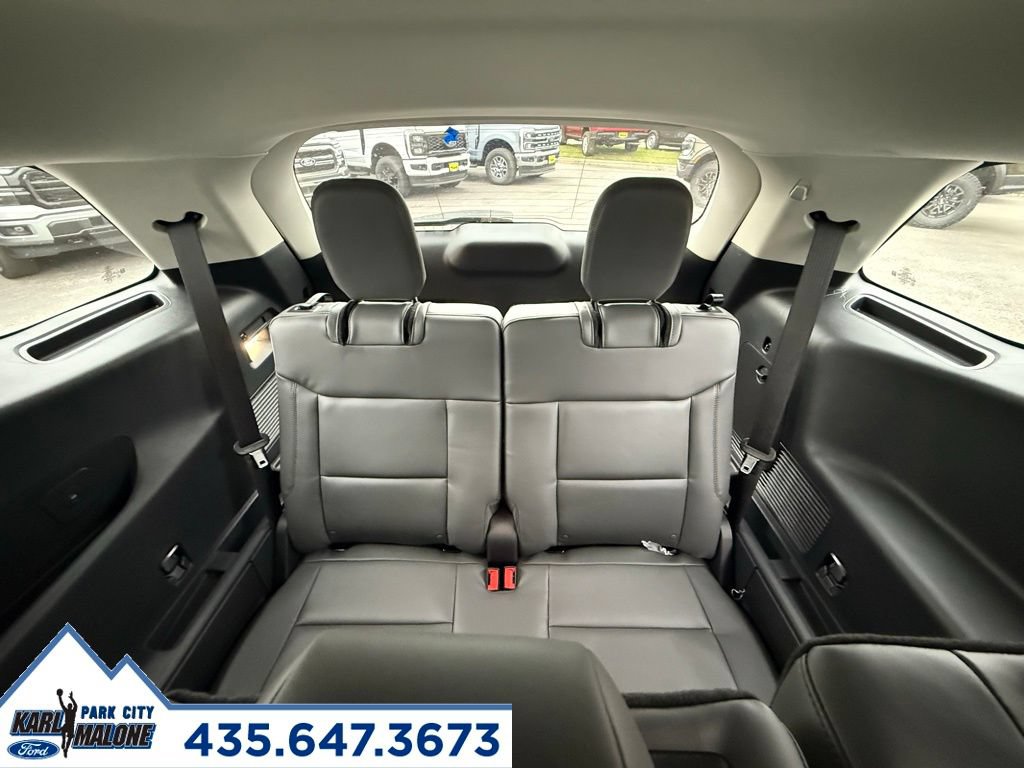 Used 2026 Ford Explorer Active w/ Active Comfort Package AWD/4WD image 18