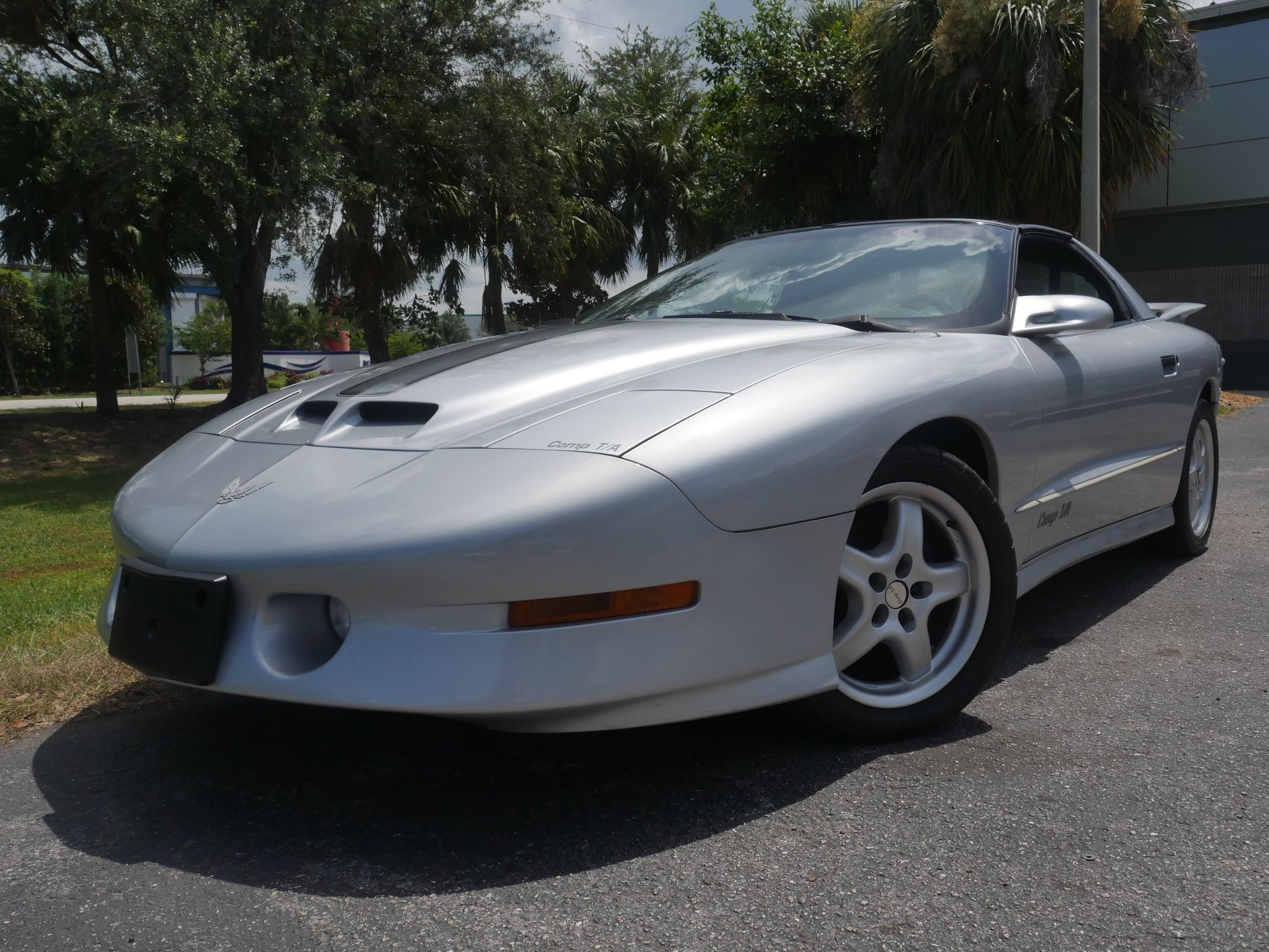 Used 1997 Pontiac Firebird Trans Am RWD image 13