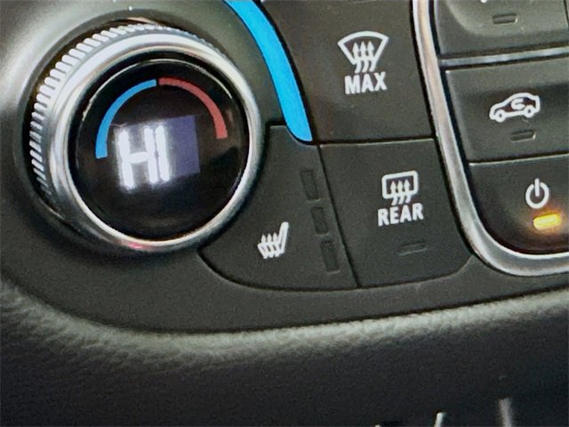 Used 2022 Chevrolet Equinox RS w/ RS Leather Package image 22