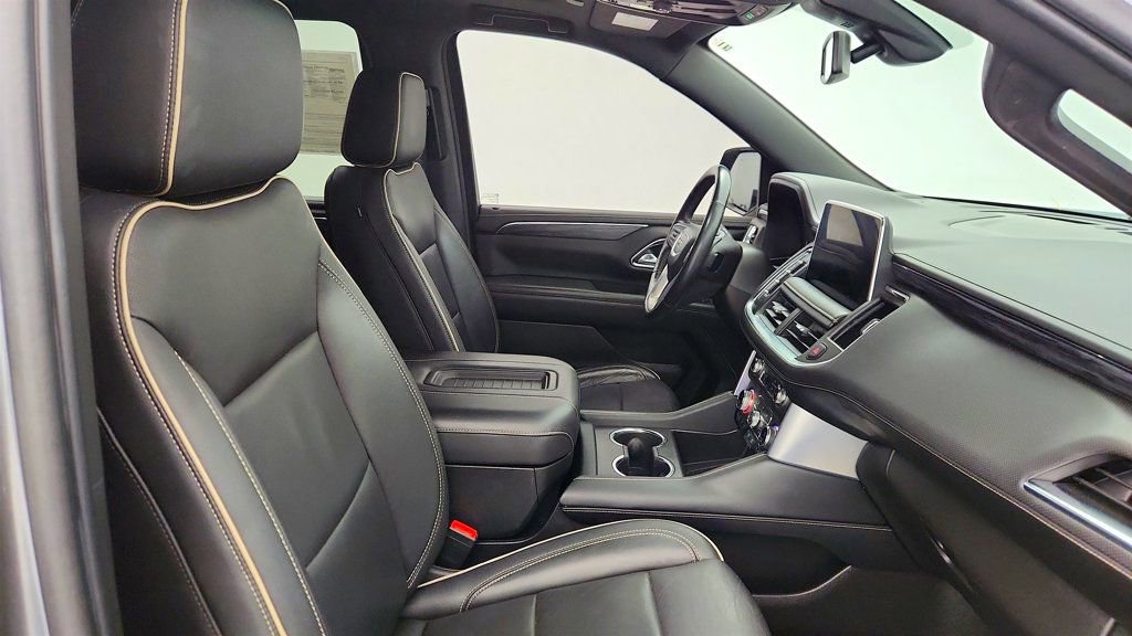 Used 2021 GMC Yukon SLT w/ SLT Premium Package image 26