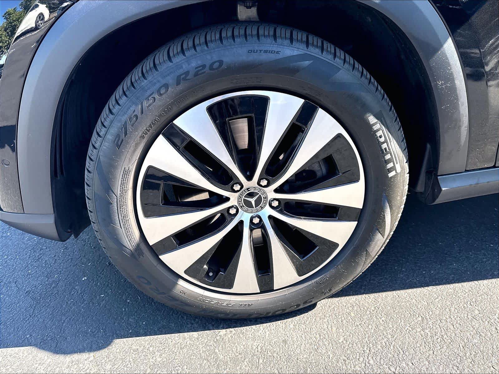 Used 2024 Mercedes-Benz GLE 450 4MATIC w/ Driver Assistance Package image 31