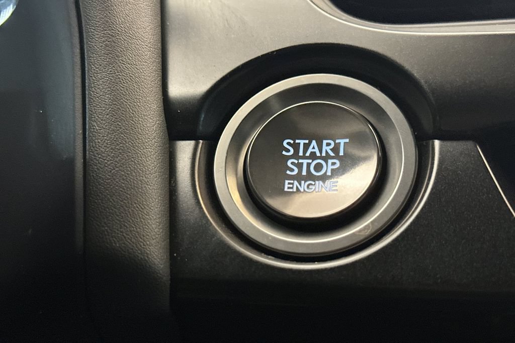 Used 2022 Lexus UX 200 FWD image 22