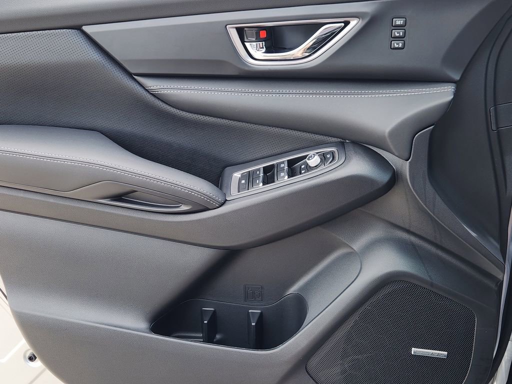 New 2026 Subaru Ascent Limited image 17