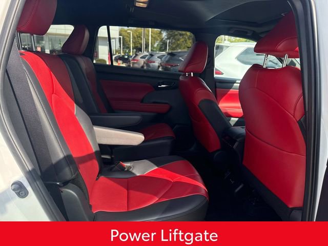 Used 2024 Toyota Highlander XSE image 15