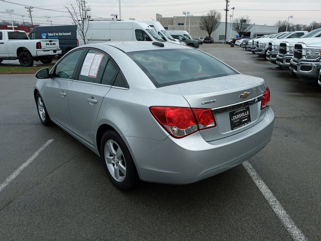 Used 2016 Chevrolet Cruze LT w/ Technology Package image 9