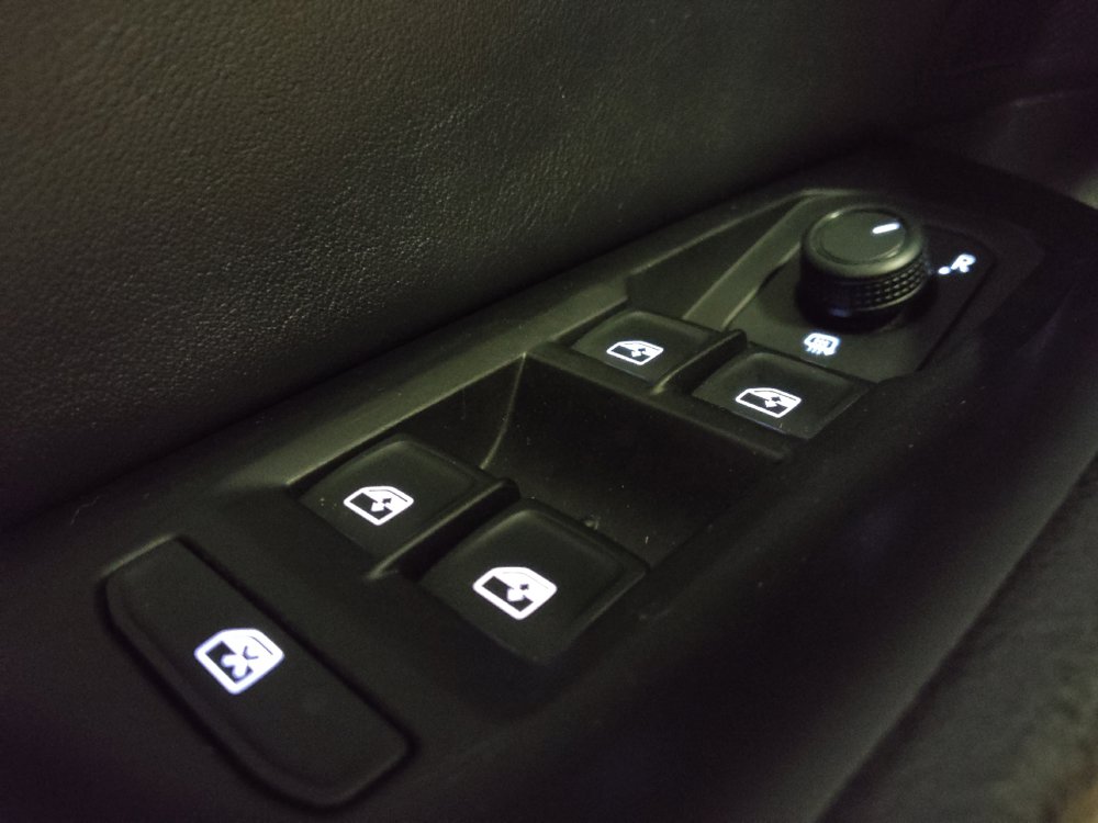 Used 2019 Volkswagen Arteon SE AWD/4WD image 27