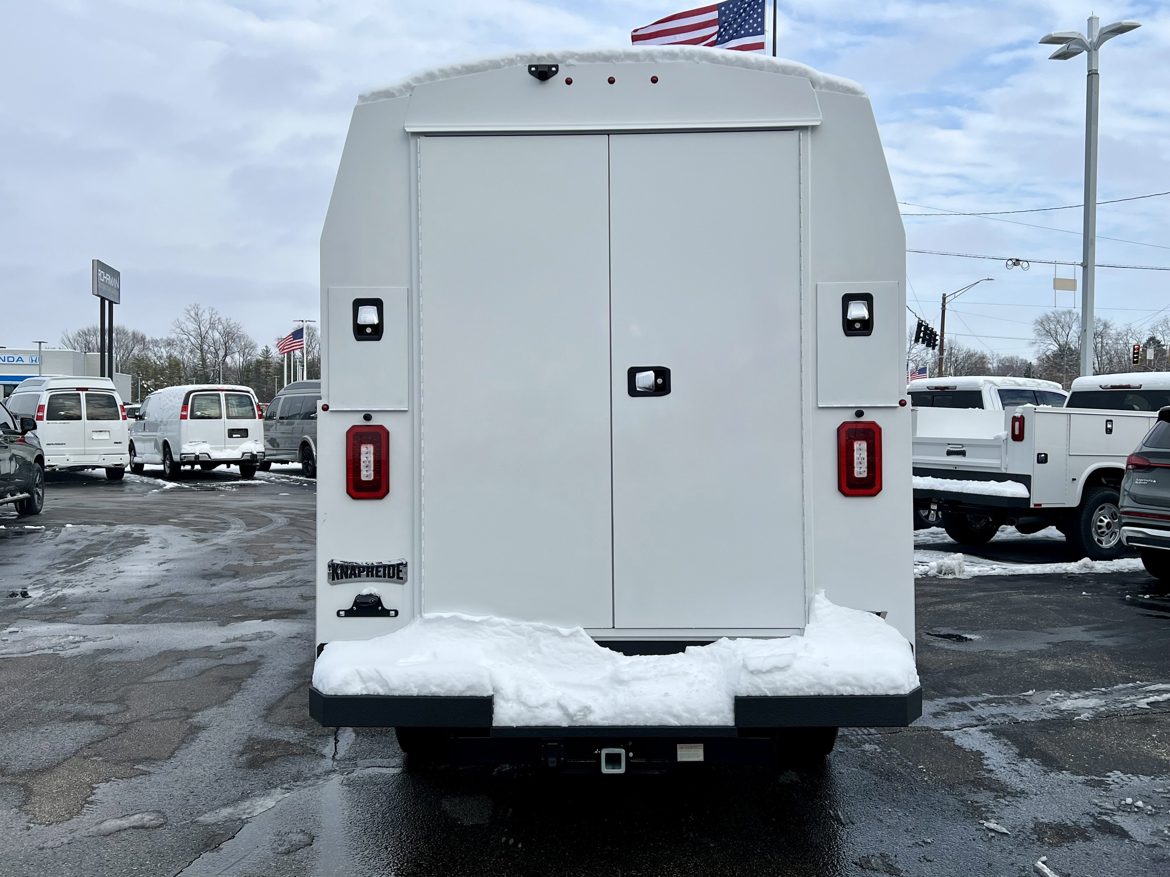 New 2025 GMC Savana 3500 w/ Power Convenience Package image 6