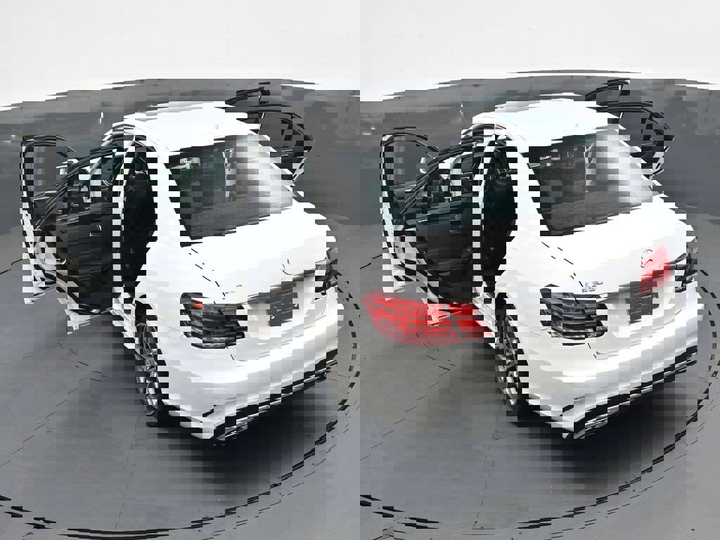 Used 2015 Mercedes-Benz E 350 Sedan image 41