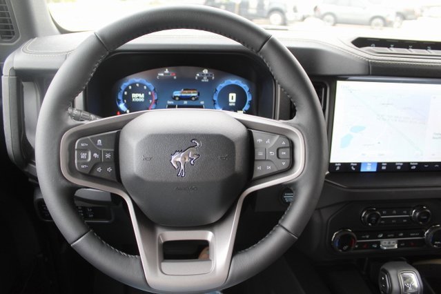 New 2025 Ford Bronco Badlands image 18