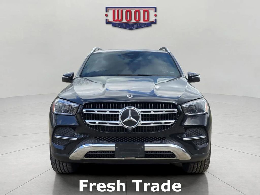 Used 2024 Mercedes-Benz GLE 450e 4MATIC image 2