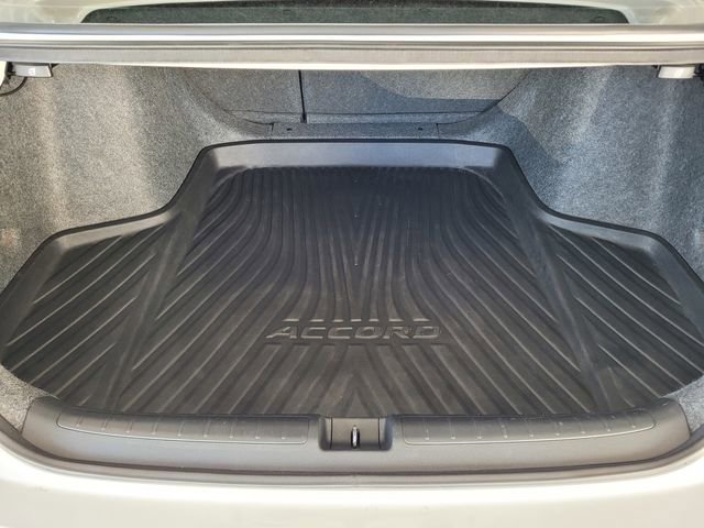 Used 2020 Honda Accord Touring image 26