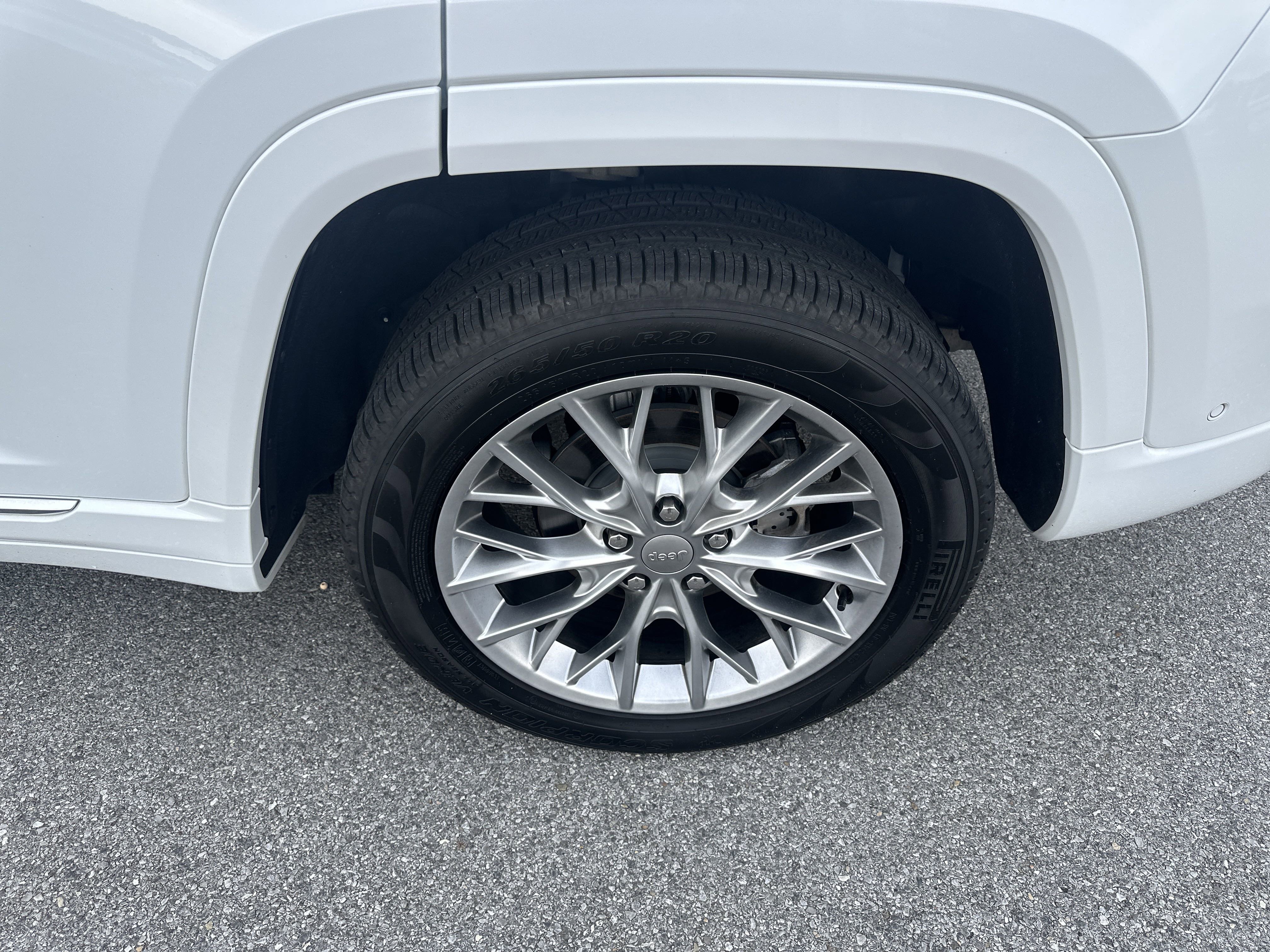 Used 2024 Jeep Grand Cherokee Summit image 21