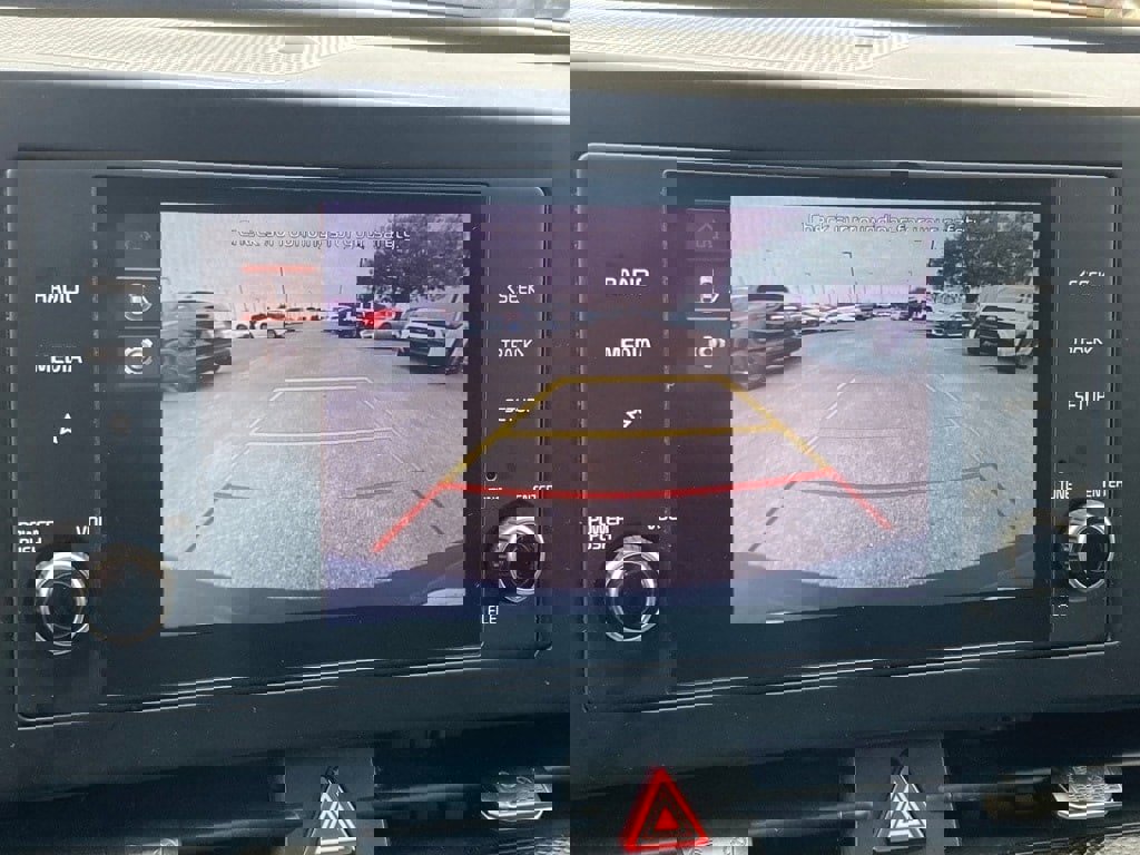 Used 2024 Kia Sportage LX image 20