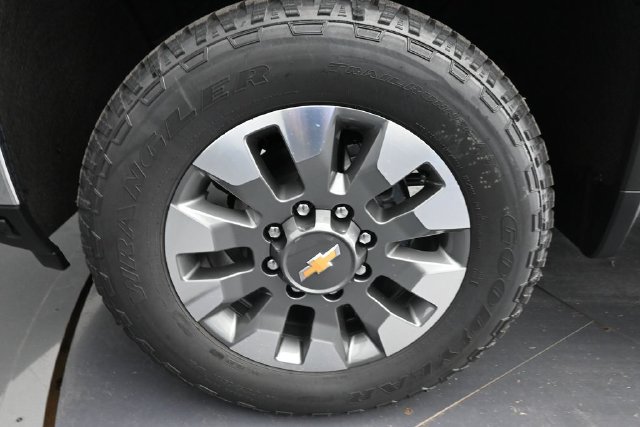 New 2026 Chevrolet Silverado 2500 LT w/ All Star Edition AWD/4WD image 17