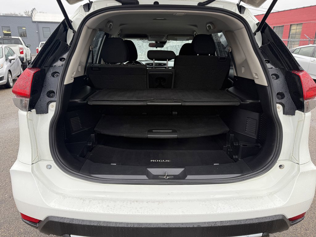 Used 2020 Nissan Rogue S w/ Special Edition Package image 20