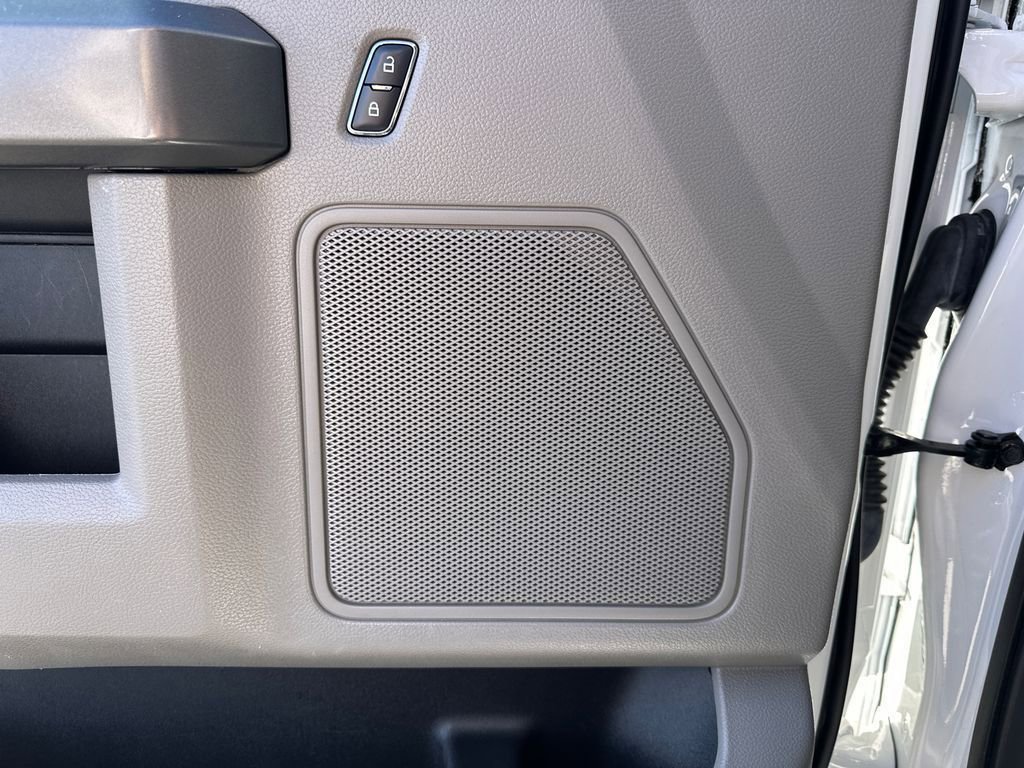 Used 2018 Ford F150 XLT w/ Equipment Group 302A Luxury image 19