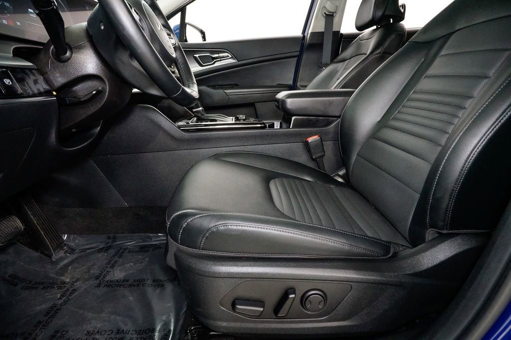 Certified 2025 Kia Sportage SX FWD image 13