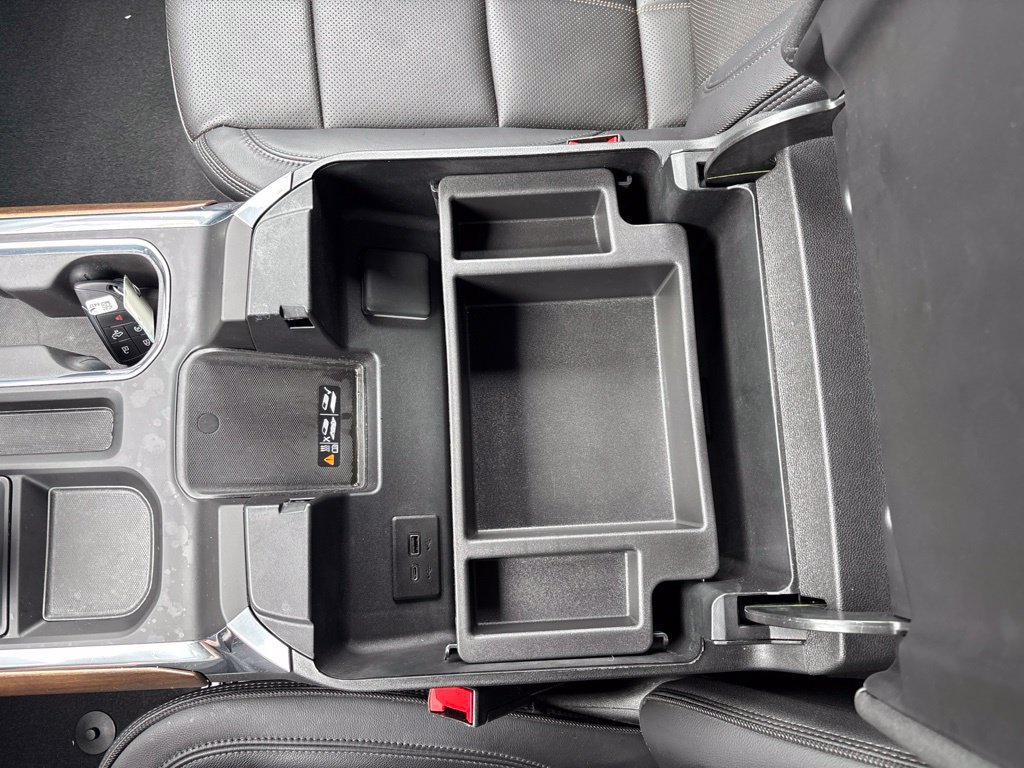 Used 2024 Chevrolet Silverado 1500 High Country RWD image 14