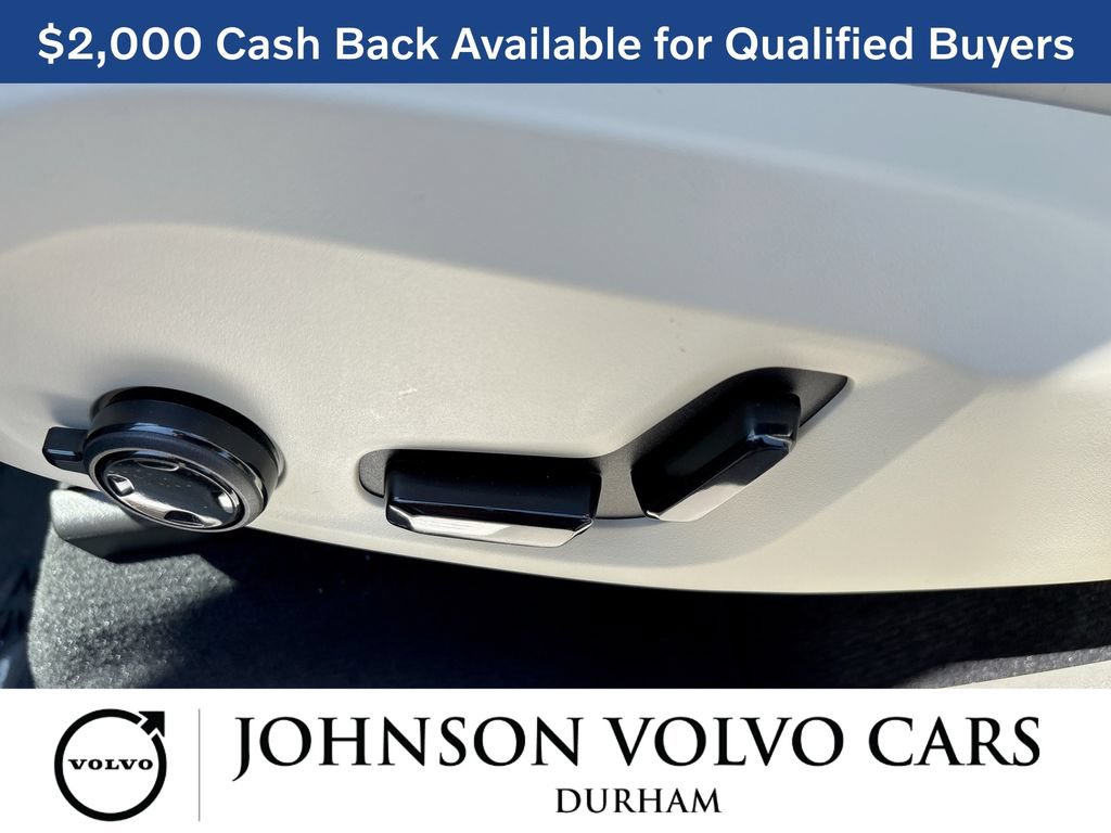 New 2026 Volvo XC60 B5 Ultra w/ Protection Package Premier AWD/4WD image 14