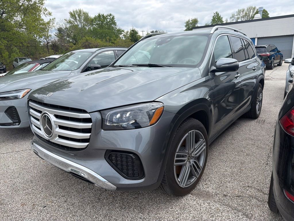 Certified 2024 Mercedes-Benz GLS 450 4MATIC image 4