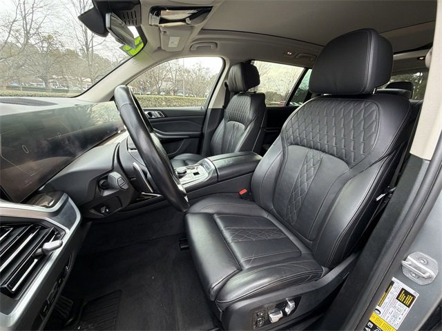 Used 2023 BMW X7 xDrive40i image 11